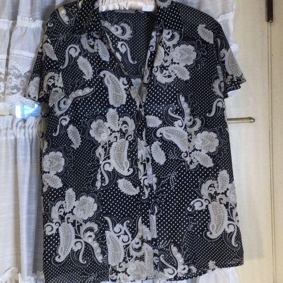 Pretty Paisley and Floral women’s Blouse - Picture 1 of 8